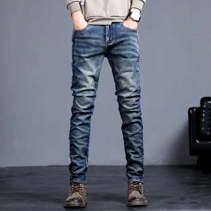 Slim Fit Džínsy