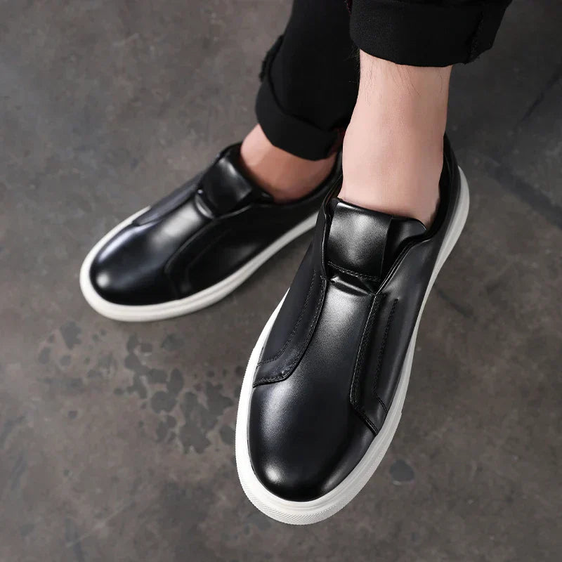 Kožené slip-on boty