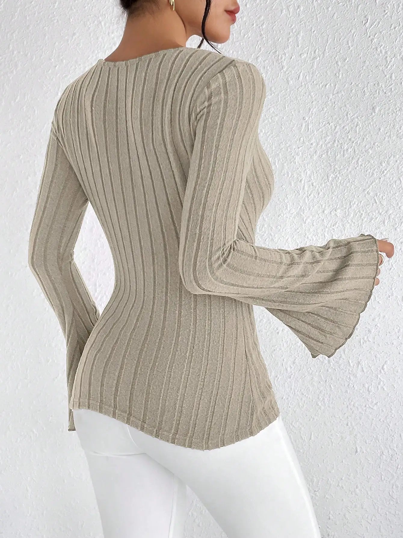 Blyth | Elegantní top s výstřihem do V