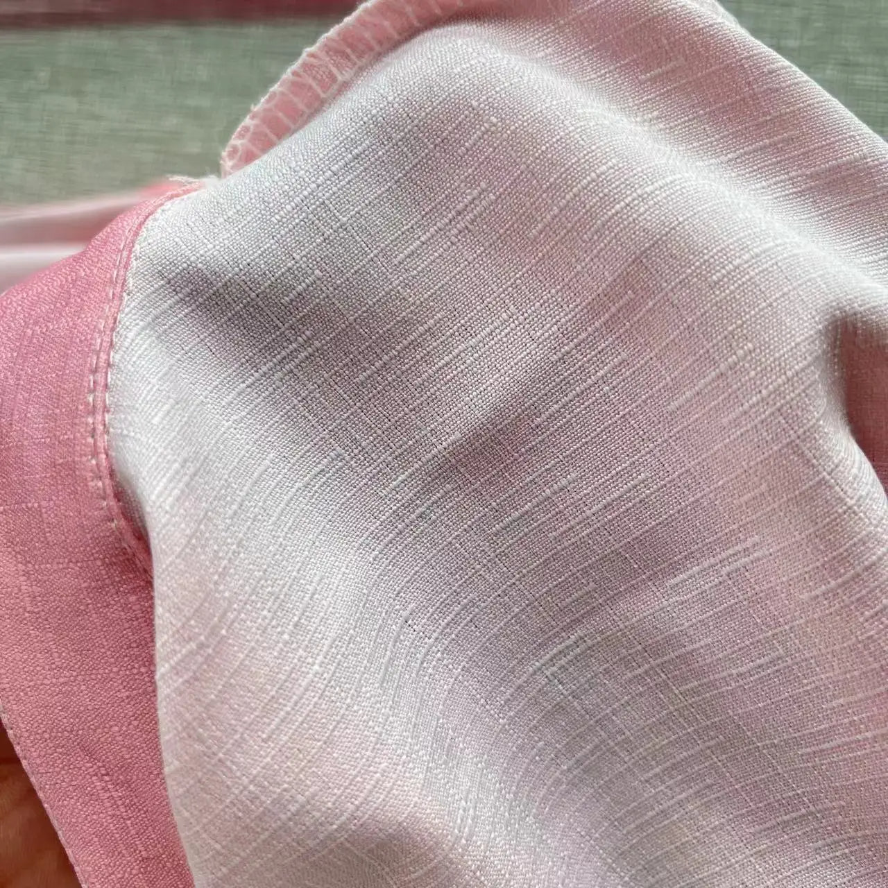 Elegantní a Barevná Košile
